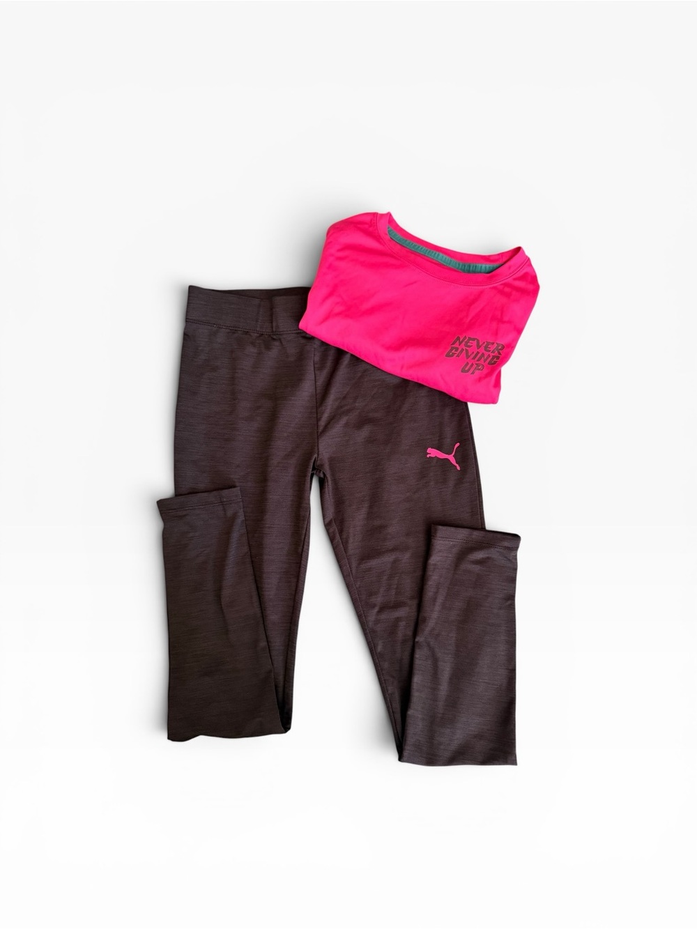 Girls Activewear Set - Puma Dark‎ Gray Leggings with hot pink logo and Top